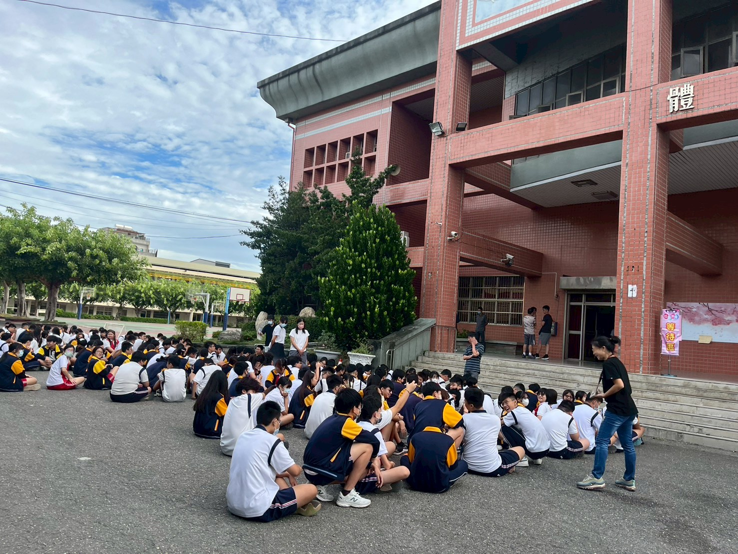 114年11月溪湖國中流感施打照片5